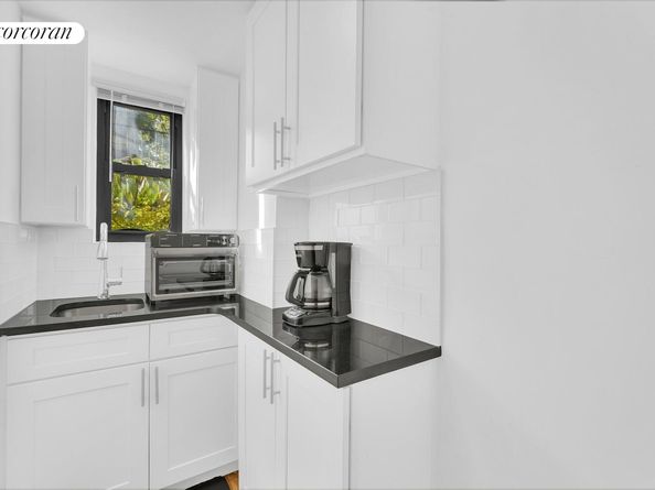 238 East 30th Street 3W, New York NY 10016