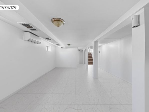 89-13 85th Street, Queens NY 11421