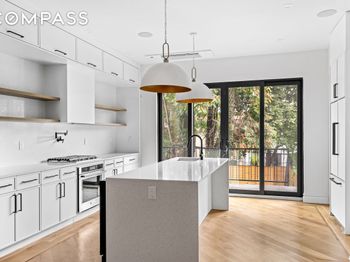 608 Van Buren Street