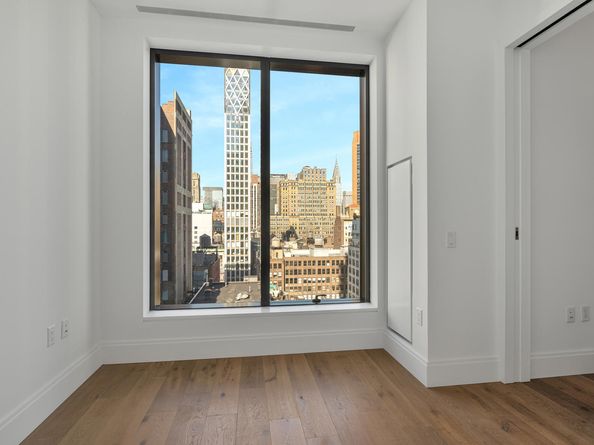 30 East 29th Street 19B, New York NY 10016