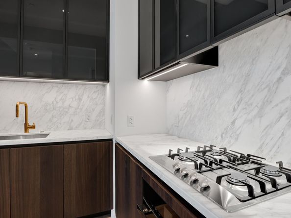 30 East 29th Street 19B, New York NY 10016