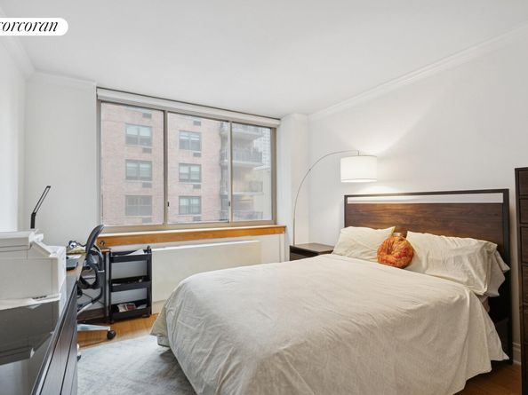 350 East 82nd Street 4B, New York NY 10028