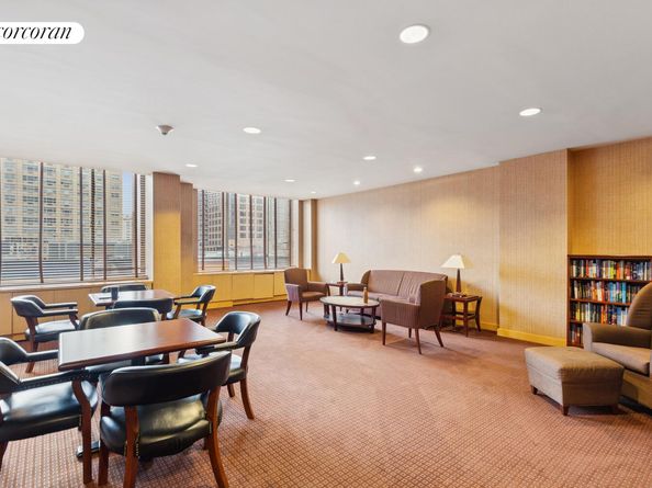 350 East 82nd Street 4B, New York NY 10028