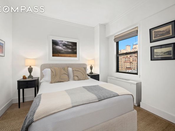 201 East 21st Street 12M, New York NY 10010