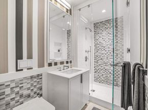 212 Fifth Avenue 4A, New York NY 10010