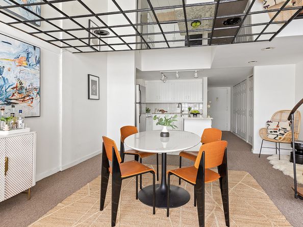 529 West 42nd Street 1B, New York NY 10036