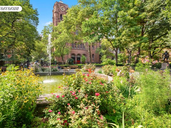 215 East 17th Street 2, New York NY 10003