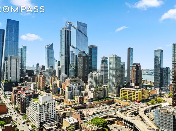 350 West 42nd Street 6K, New York NY 10036