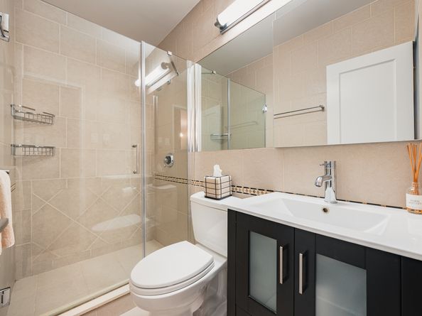 400 East 56th Street 17G, New York NY 10022