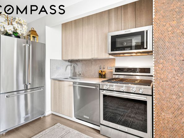20 West Street 40E, New York NY 10004