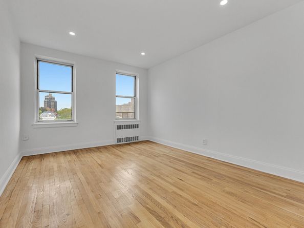65-35 Yellowstone Boulevard 6F, Queens NY 11375