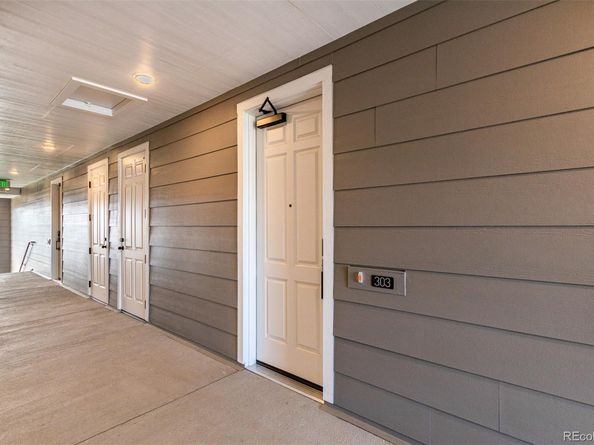 6153 N Ceylon Street 303, Denver CO 80249