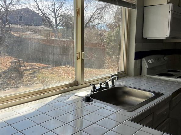 Undisclosed Address #4459889, Aurora CO 80014