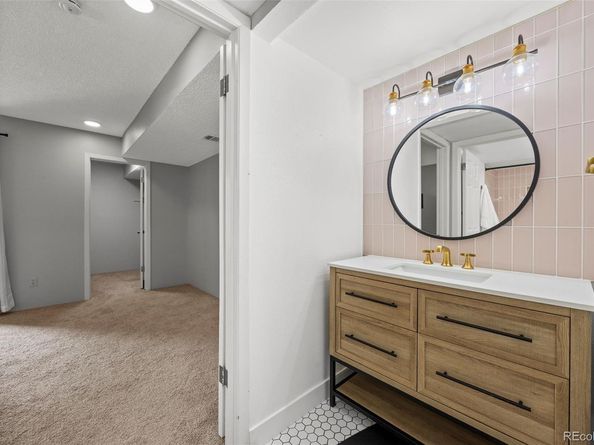 540 S Forest Street 7102, Denver CO 80246