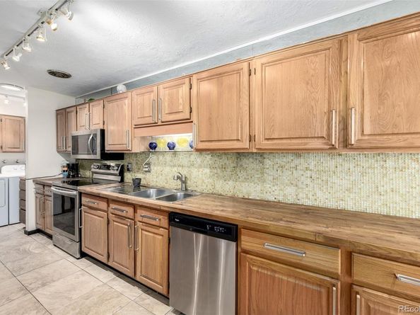 7466 W Cedar Circle, Lakewood CO 80226