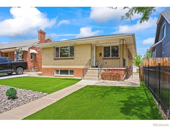 2739 W 39th Avenue, Denver CO 80211