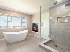 24871 E Ontario Drive, Aurora CO 80016