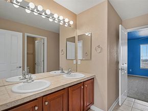 24871 E Ontario Drive, Aurora CO 80016