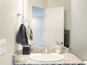 1849 S Helena Street, Aurora CO 80017