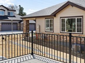 1849 S Helena Street, Aurora CO 80017