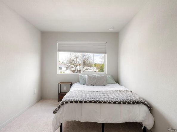 1849 S Helena Street, Aurora CO 80017