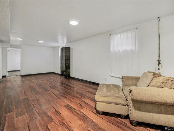 7690 Greenwood Boulevard, Denver CO 80221