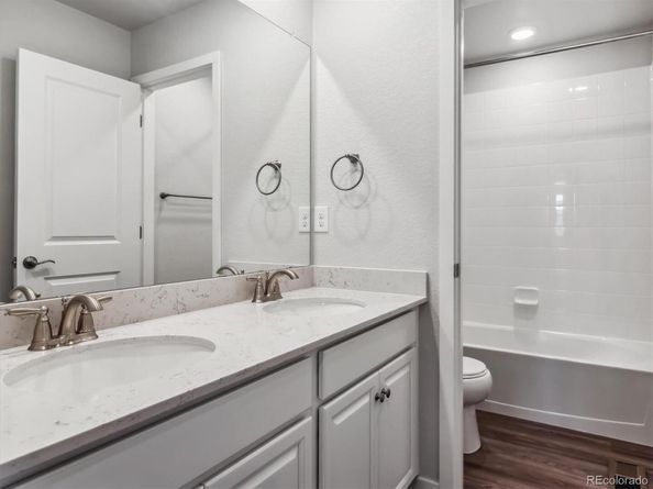 25042 E 34th Place, Aurora CO 80119