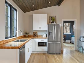 1055 S Cove Way, Denver CO 80209