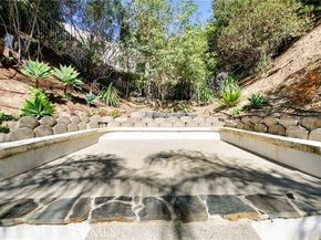 4676 Arriba Drive, Tarzana (los Angeles) CA 91356