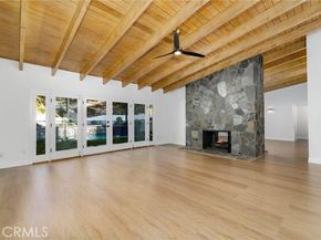 4676 Arriba Drive, Tarzana (los Angeles) CA 91356