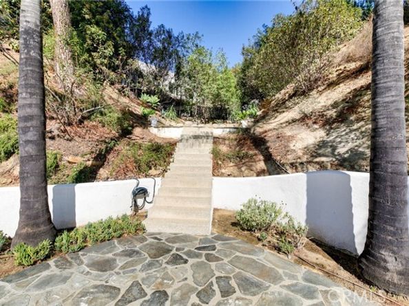 4676 Arriba Drive, Tarzana (los Angeles) CA 91356