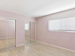 9051 Cedros Avenue 8, Panorama City (los Angeles) CA 91402