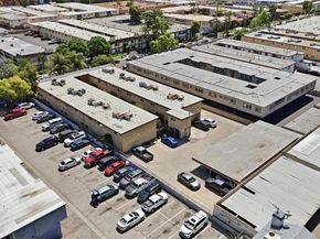 9051 Cedros Avenue 8, Panorama City (los Angeles) CA 91402