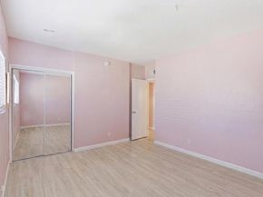 9051 Cedros Avenue 8, Panorama City (los Angeles) CA 91402