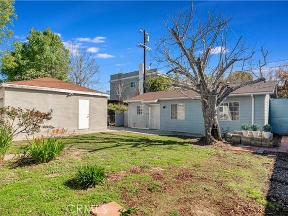 6350 Costello Avenue, Los Angeles CA 91401