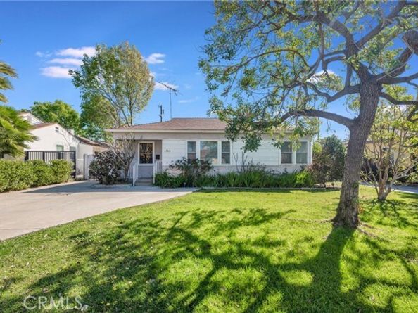 6350 Costello Avenue, Los Angeles CA 91401