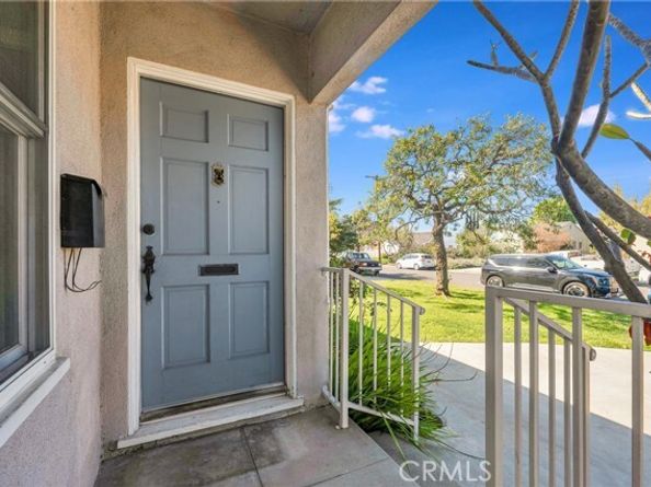 6350 Costello Avenue, Los Angeles CA 91401