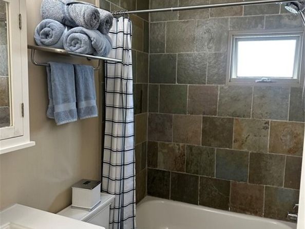 4910 Willowcrest Avenue, Toluca Lake (los Angeles) CA 91601