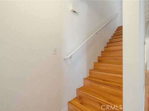 17045 Roscoe Boulevard 14, Northridge (los Angeles) CA 91325