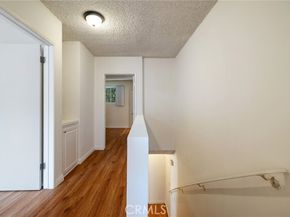 17045 Roscoe Boulevard 14, Northridge (los Angeles) CA 91325