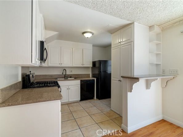 17045 Roscoe Boulevard 14, Northridge (los Angeles) CA 91325