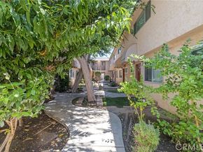 17045 Roscoe Boulevard 14, Northridge (los Angeles) CA 91325