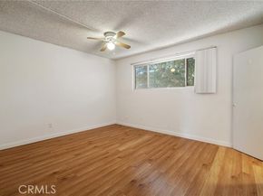 17045 Roscoe Boulevard 14, Northridge (los Angeles) CA 91325