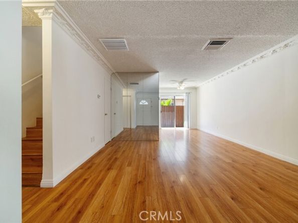 17045 Roscoe Boulevard 14, Northridge (los Angeles) CA 91325