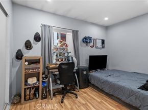 7447 Clybourn Avenue, Sun Valley (los Angeles) CA 91352
