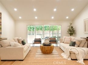 17063 Knapp Street, Northridge (los Angeles) CA 91325
