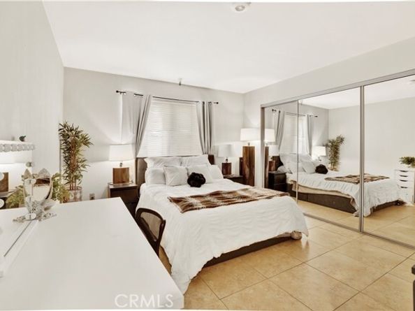 9038 Orion Avenue 107, North Hills (los Angeles) CA 91343