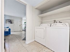 9038 Orion Avenue 107, North Hills (los Angeles) CA 91343