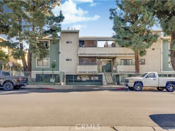 9038 Orion Avenue 107, North Hills (los Angeles) CA 91343