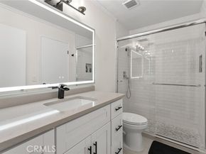18408 Hatteras Street 49, Tarzana (los Angeles) CA 91356